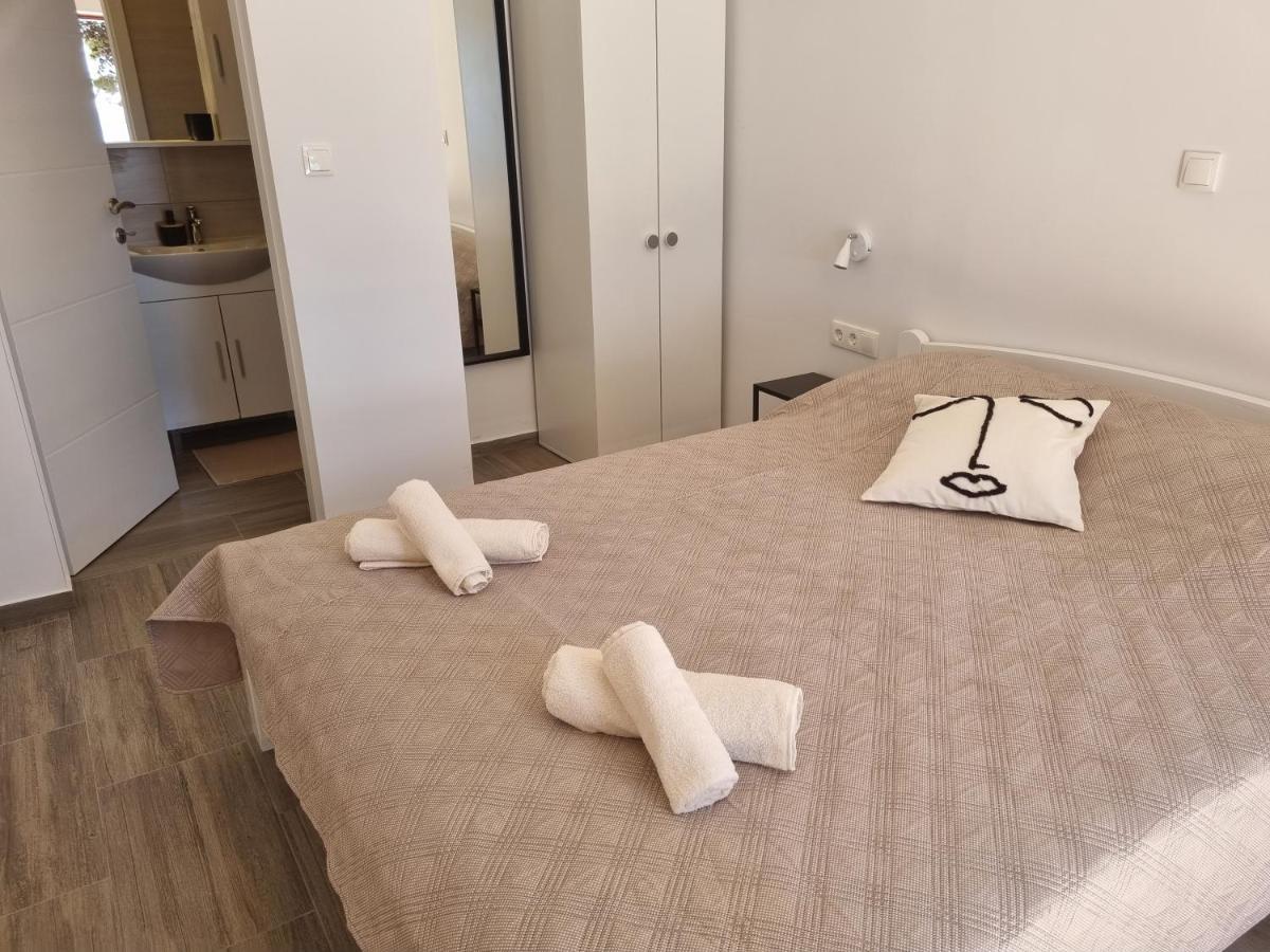 Appartamento Apartman Zlatan Sveta Nedelja  Esterno foto