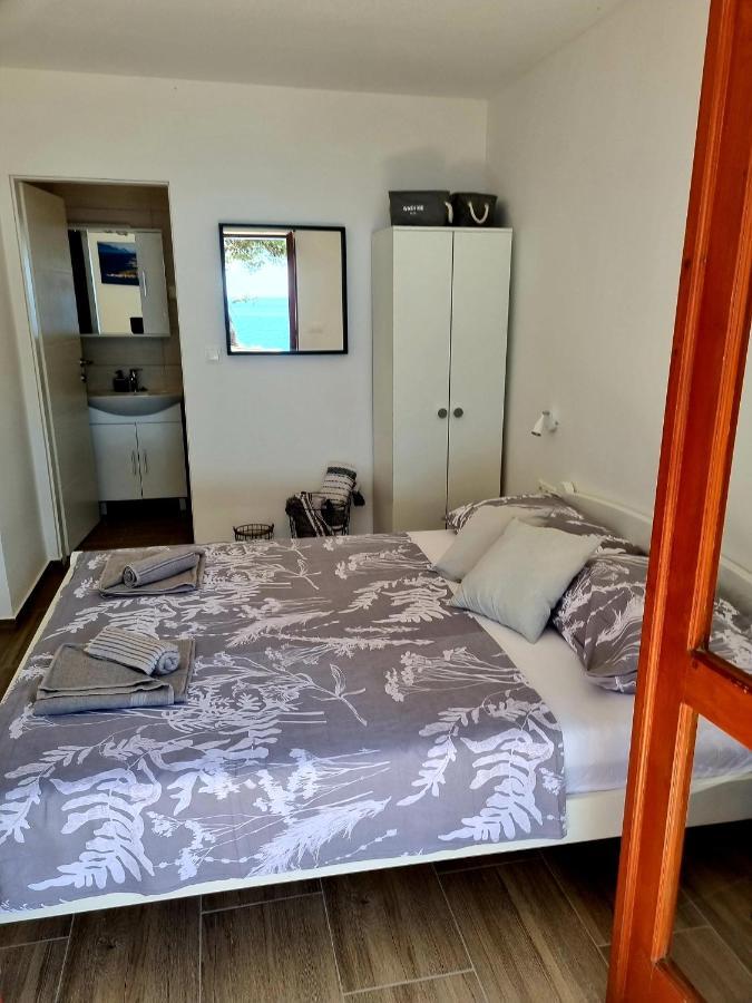 Appartamento Apartman Zlatan Sveta Nedelja  Esterno foto